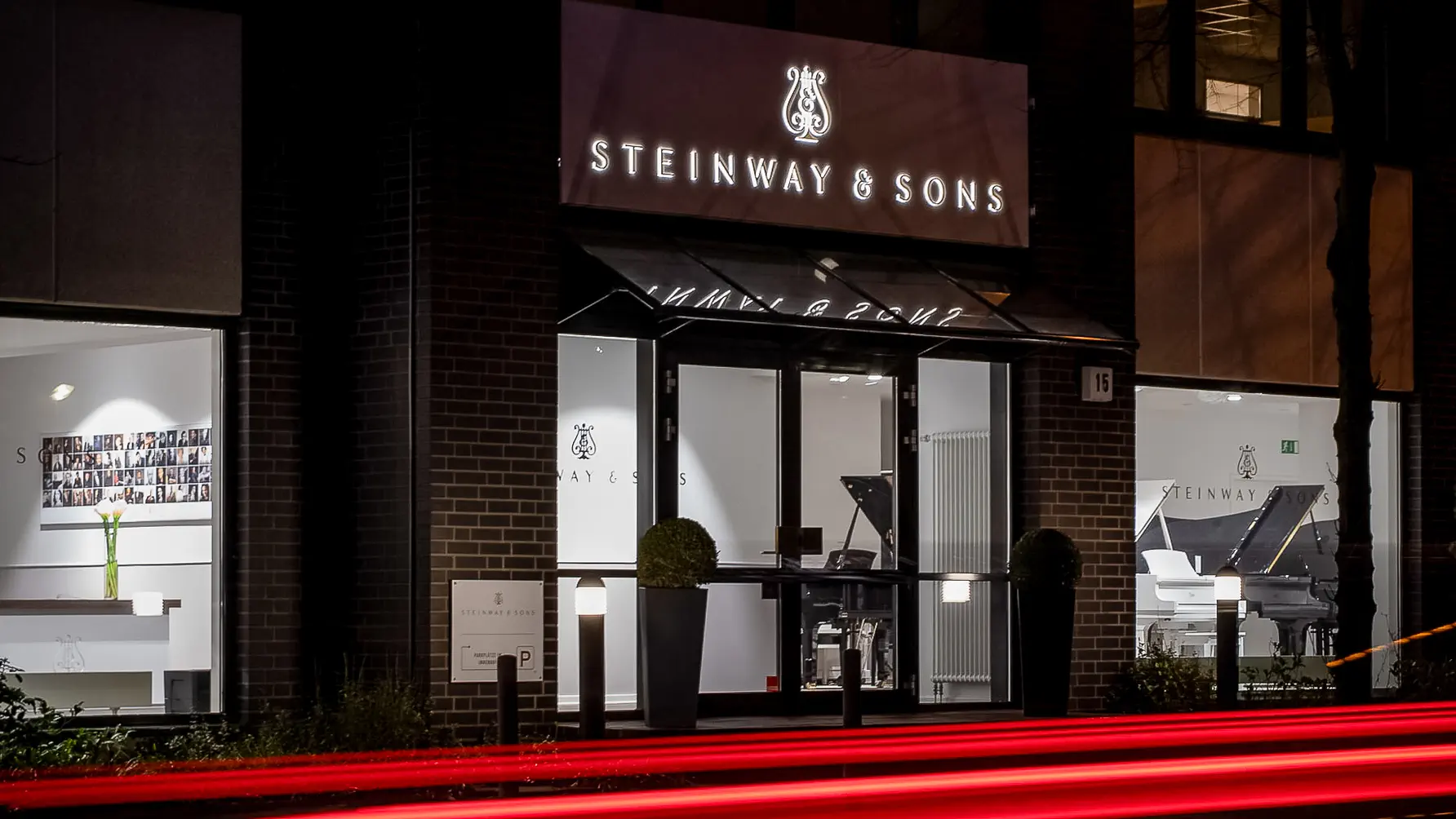 Außenansicht Steinway & Sons Hamburg