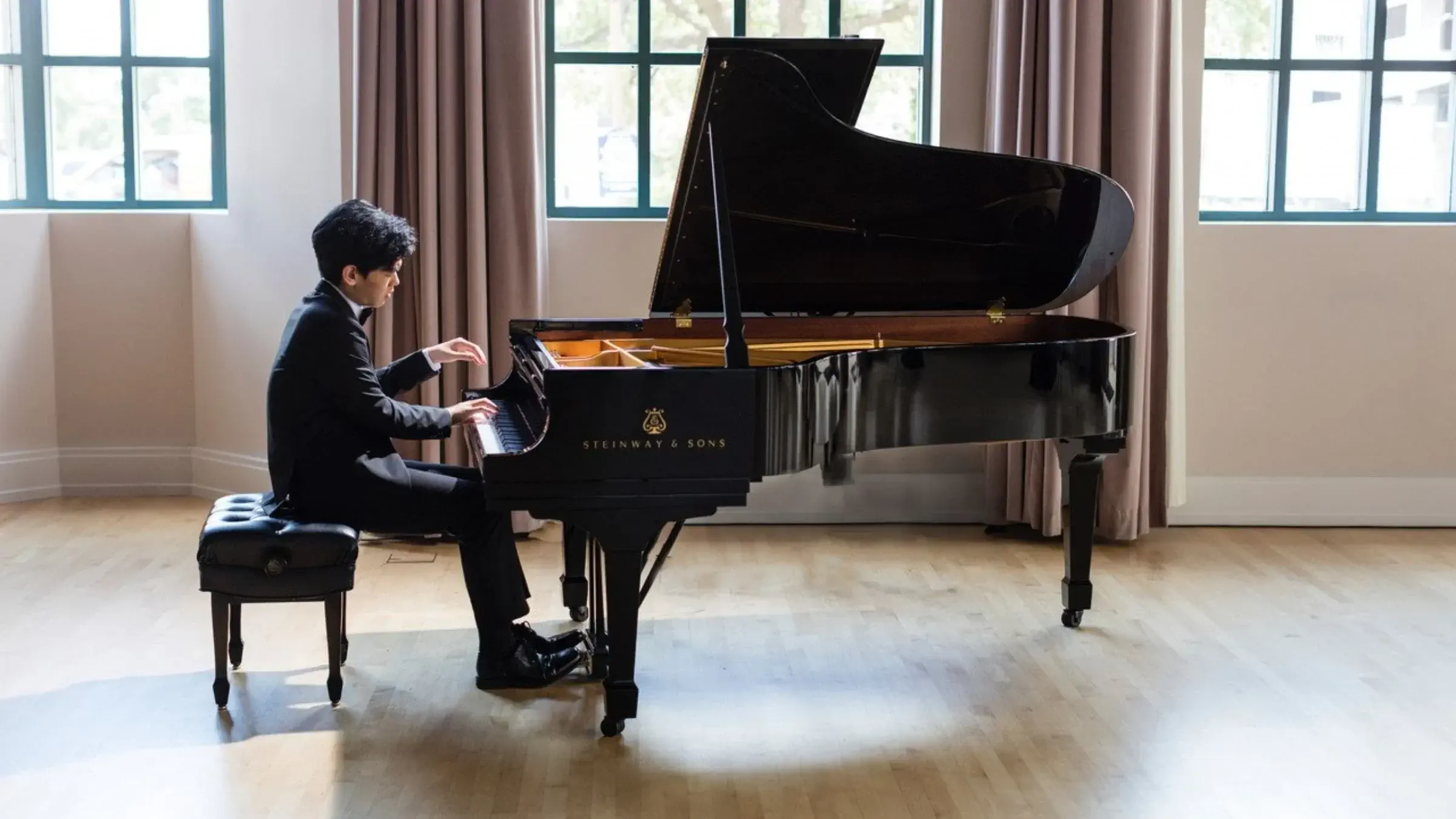 Daniel Hsu